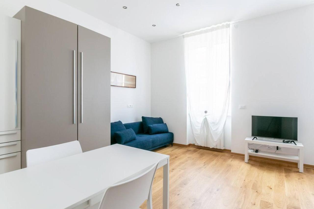 ~ Cozy Apartment ~ City Center Train Station Trieste Extérieur photo